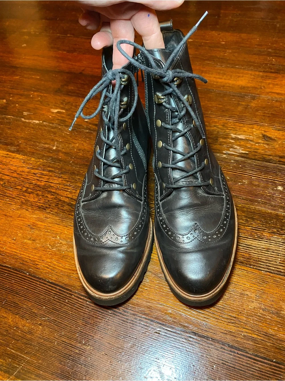 EUC Paul Green Leather Chukka Wingtip Brogue Boots Lace Up Combat Boot Lug Sole